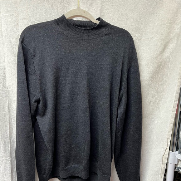 Brooks Brothers Dark Gray Crew Neck Sweater - Picture 1 of 3